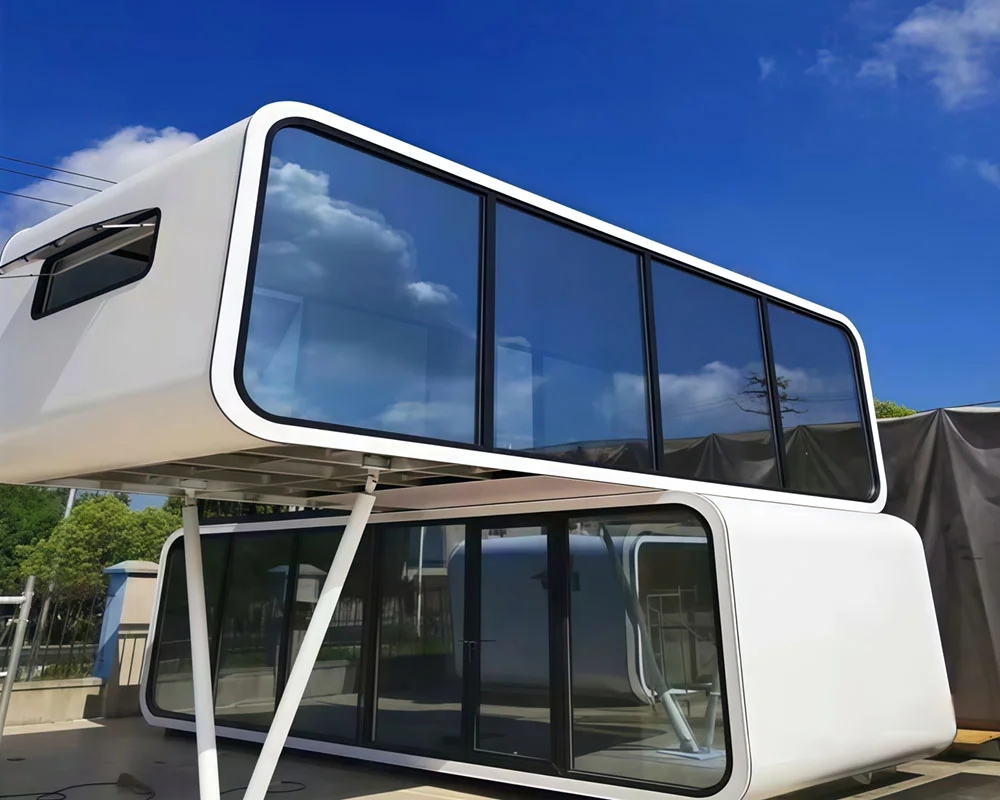 Double Layer Apple Cabin